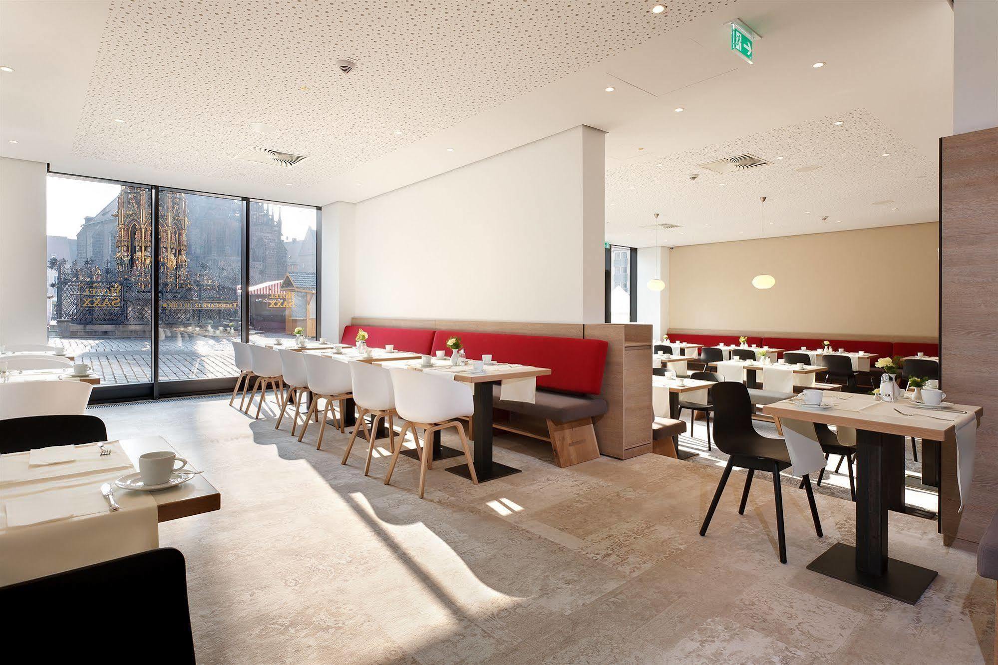 Sorat Hotel Saxx Nuernberg Restaurant photo